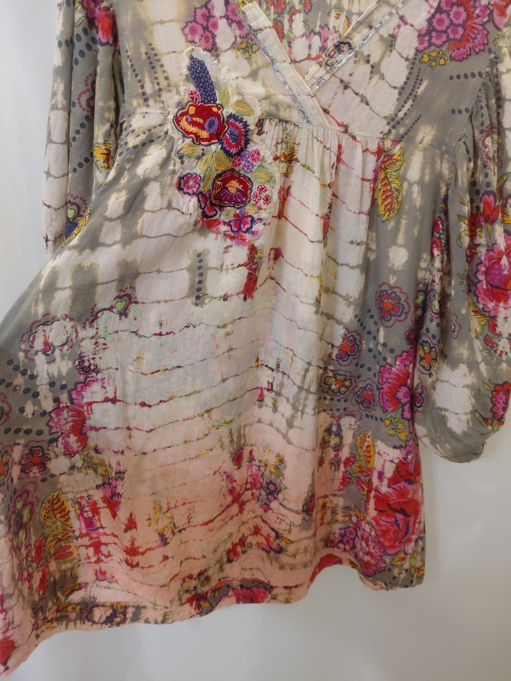 EUC Sz M Tianello Multicolor Floral Boho Tie Dye Embroidered Peasant - Picture 6 of 11